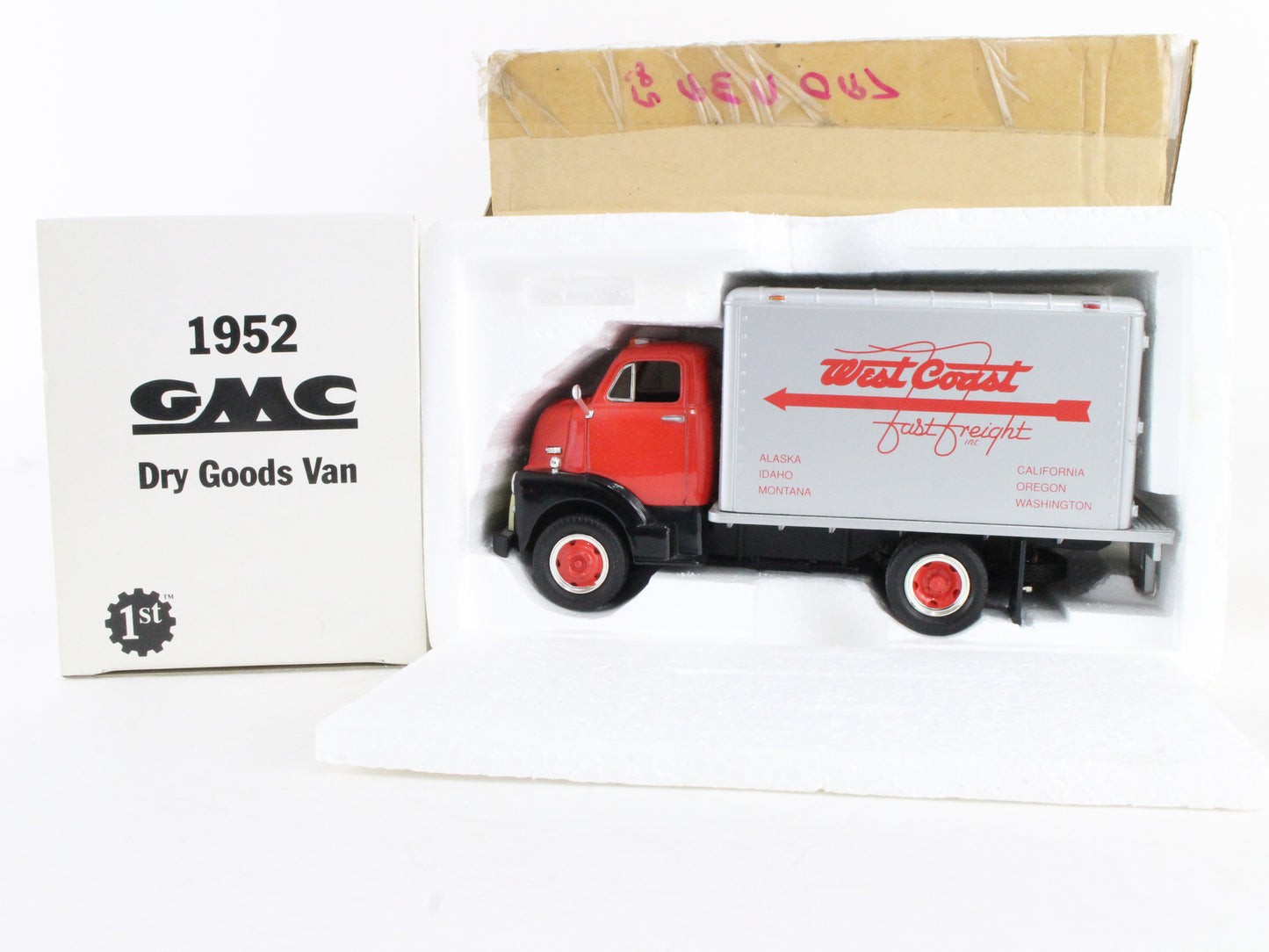 1952 GMC Dry Goods Van West Coast Fast Freight First Gear 1:34 Scale 19-1007