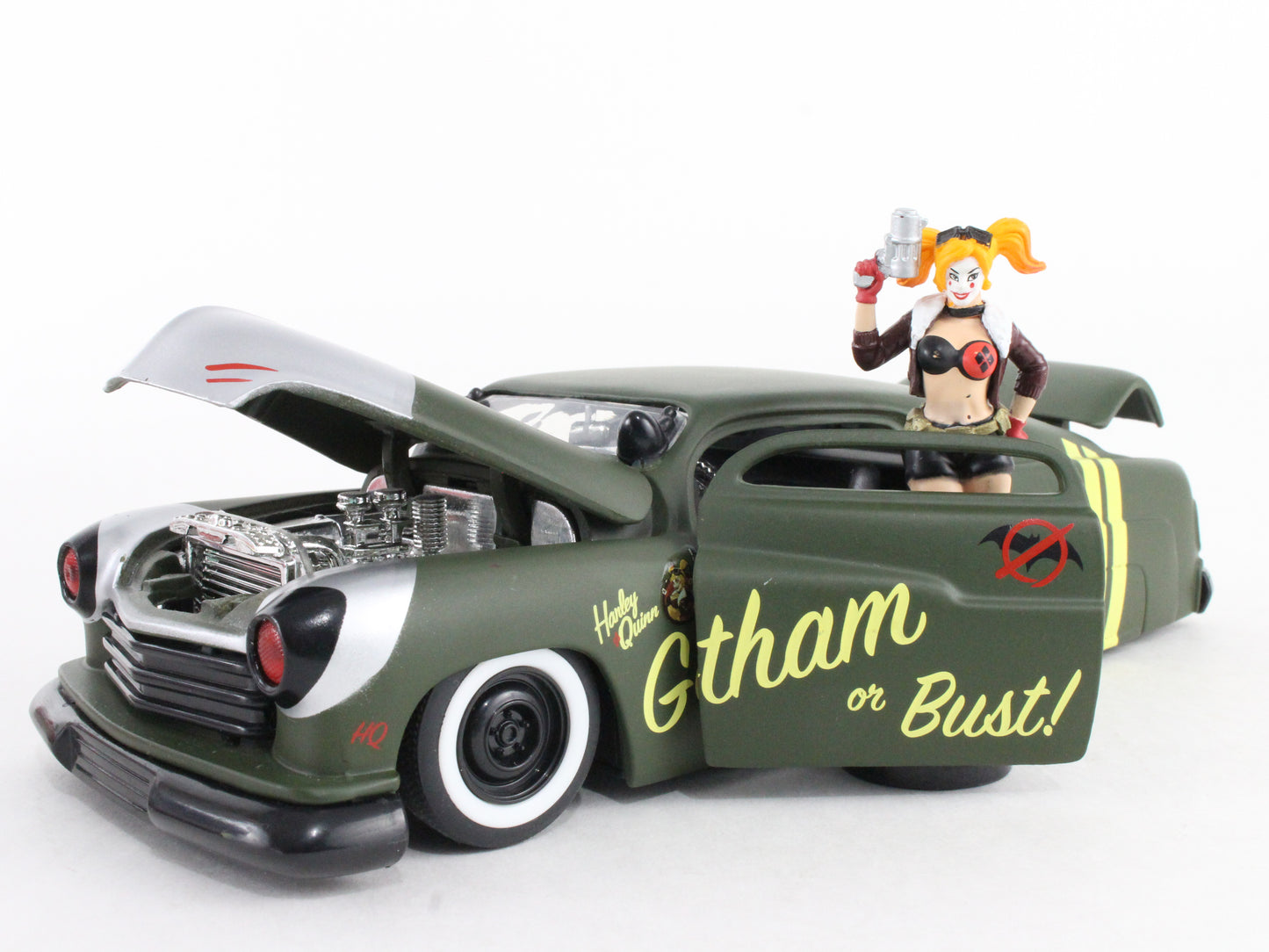 Harley Quinn 1951 Mercury Gotham Or Bust DC Comics Bombshells Jada 1:24 30456