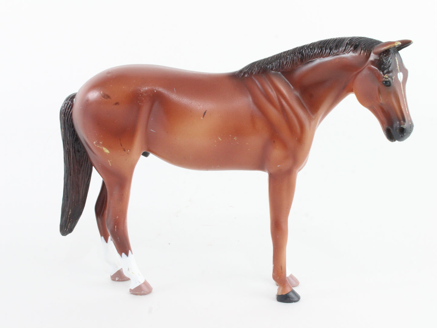 Chestnut Breyer Classic Size Collectible Model Horse