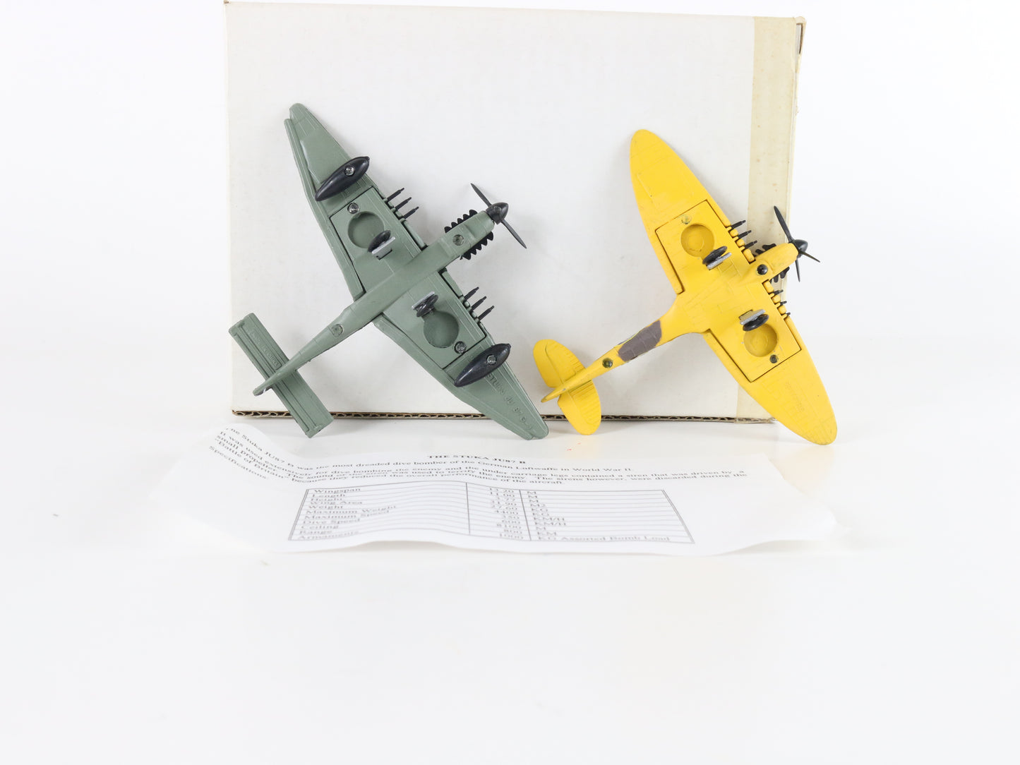 Set Of 2 Stuka Ju87b & Spitfire Fighter & Dive Bomber Metal Planes 00a445