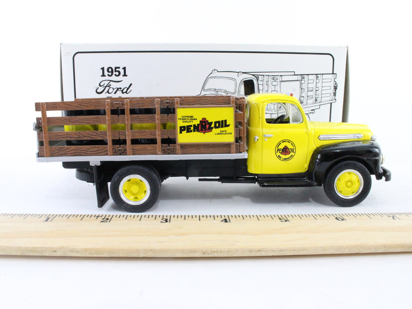 1951 Ford F-6 Full Rack Stake Truck Penzoil First Gear 1:34 Scale Model 19-1097