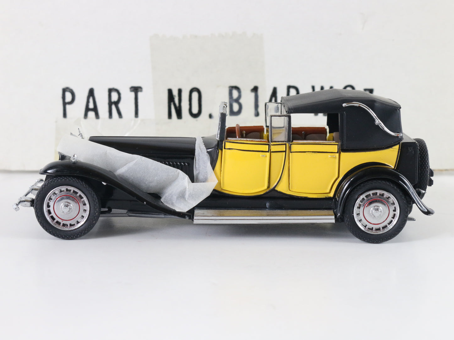 1931 Bugatti Royale Berline 007 Yellow Black Franklin Mint 1:43 B14pw07