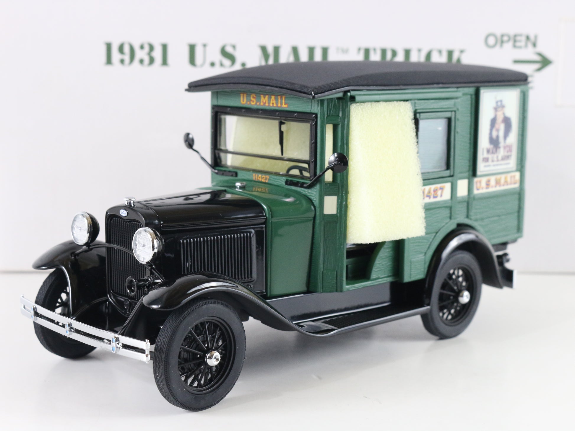 1931 US Mail Truck Danbury Mint Model Car