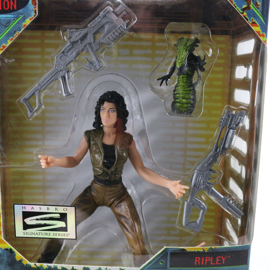 Hasbro Signature Series Alien Resurrection Ripley Movie Edition Action Figure