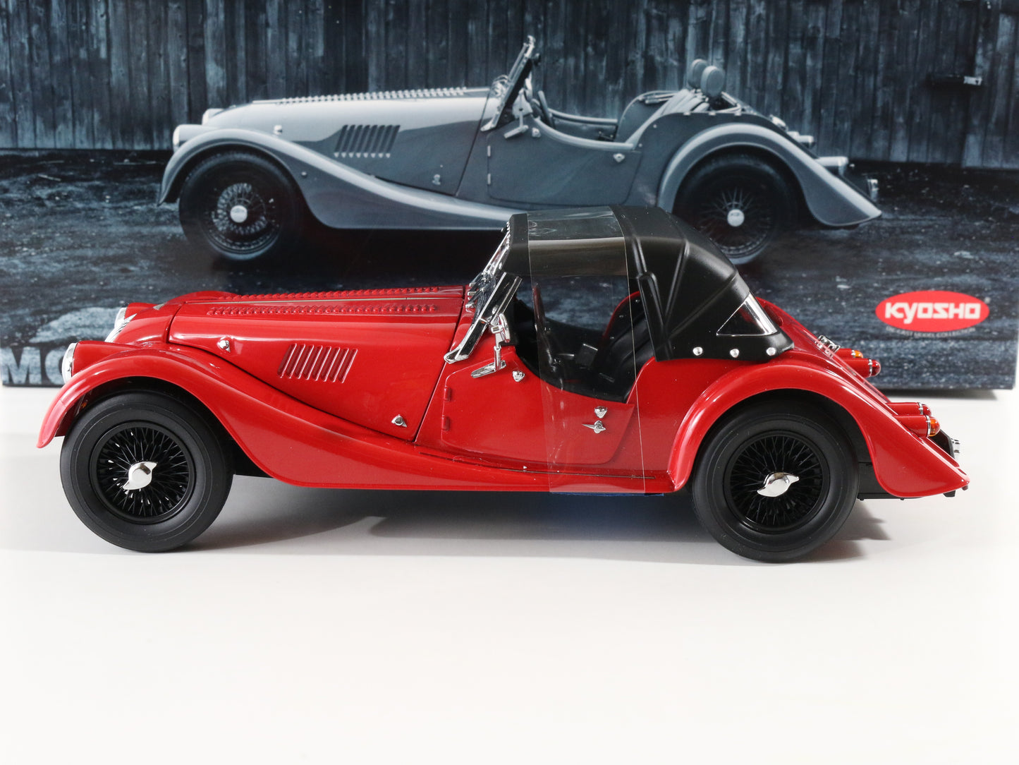 Morgan 4/4 Sport 2008 Red Convertible Kyosho 1:18 Model Car 08115r