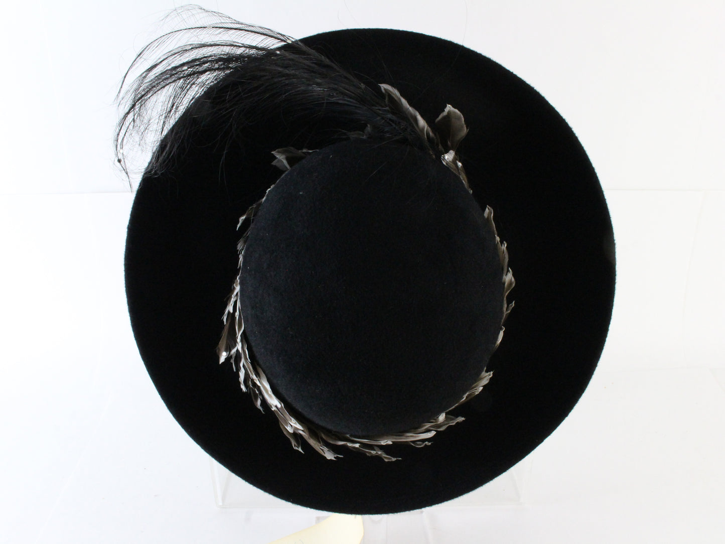 George Zamaul New York Ladies Elegant Black Felt Hat W/ Large Feathers 7 56cm