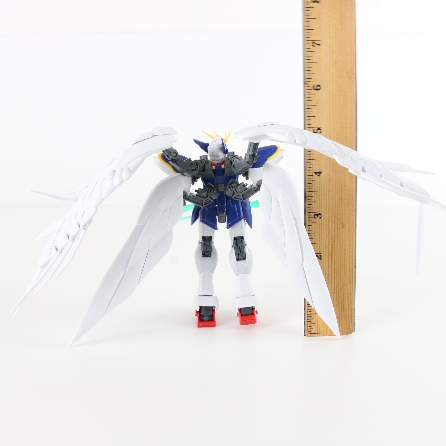 Wing Gundam Zero Ew Rg Mobile Suit Bandai Hobby 1:144 Model BUILT