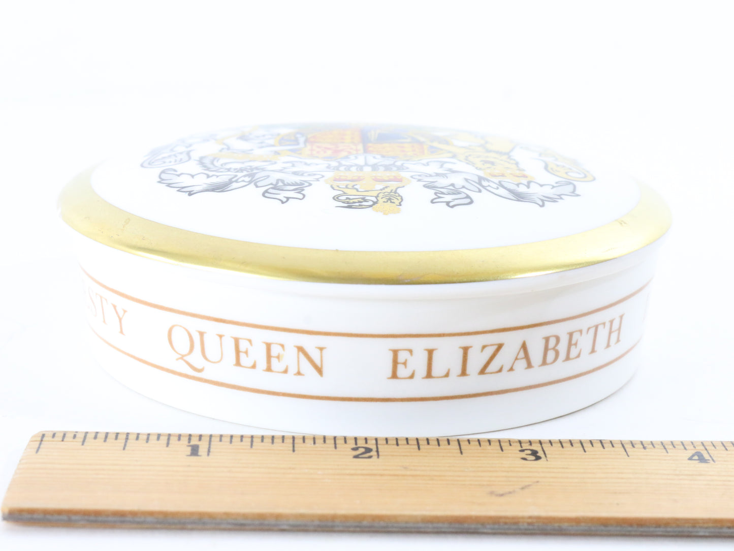 Queens Silver Jubilee 1977 Queen Elizabeth Coalport 1952-1977 Trinket Box