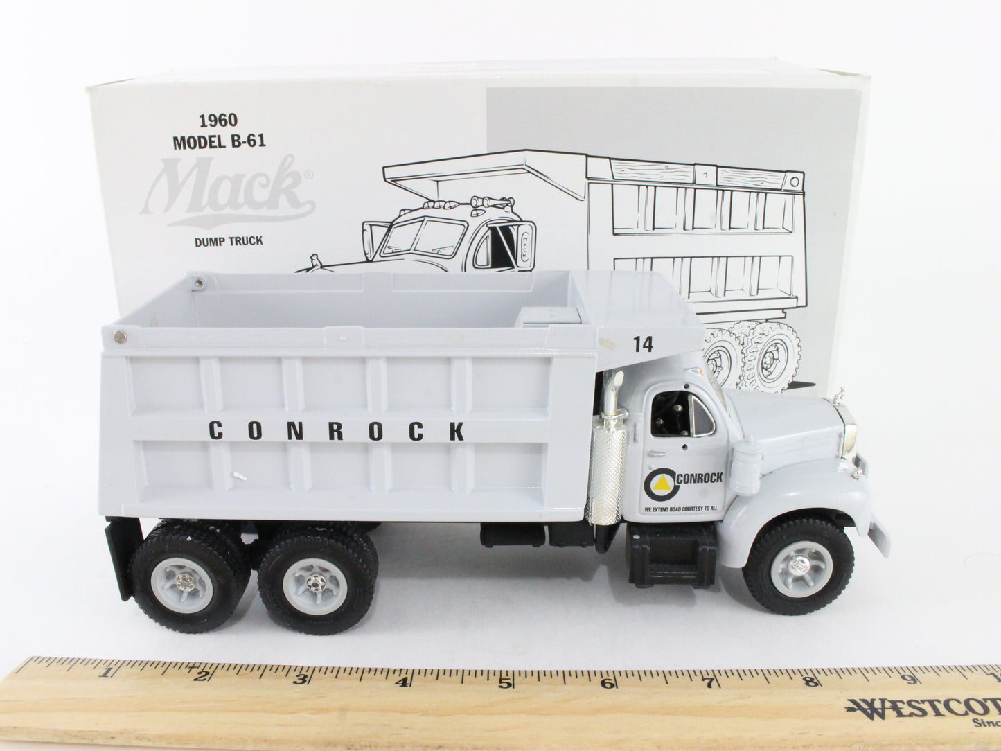 1960 Model B-61 Mack Dump Truck Conrock First Gear 1:34 Model 19-1956