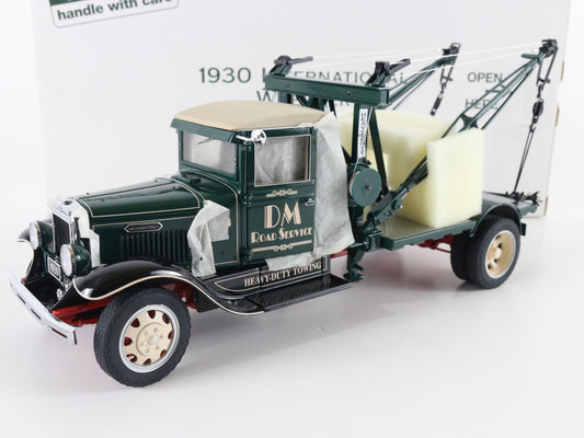 1930 International Wrecker Danbury Mint Model