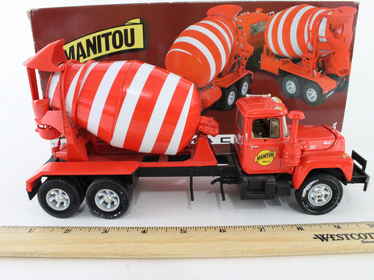 Mack R-Model Mixer Manitou First Gear 1:34 Model 19-2260