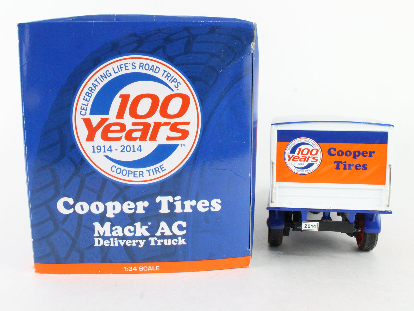 Mack AC Truck Cooper Tires First Gear 1:34 Scale Model 18-3986