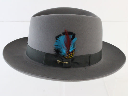 Royal Biltmore Mens Gray Classic Felt Fedora W/ Feathers and Pin 7 56cm