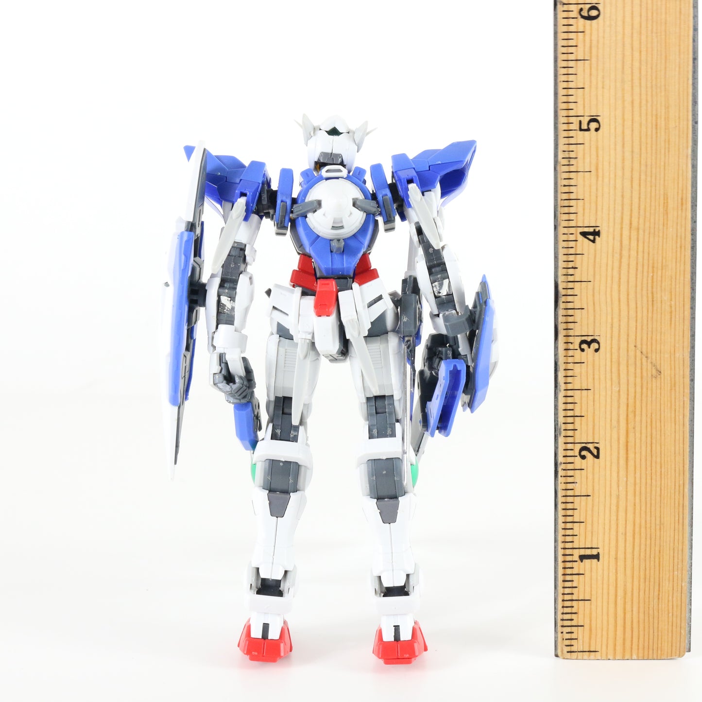 Exia Gundam Mobile Suit Hg Gunpla Bandai 1:144 Model KIT BUILT