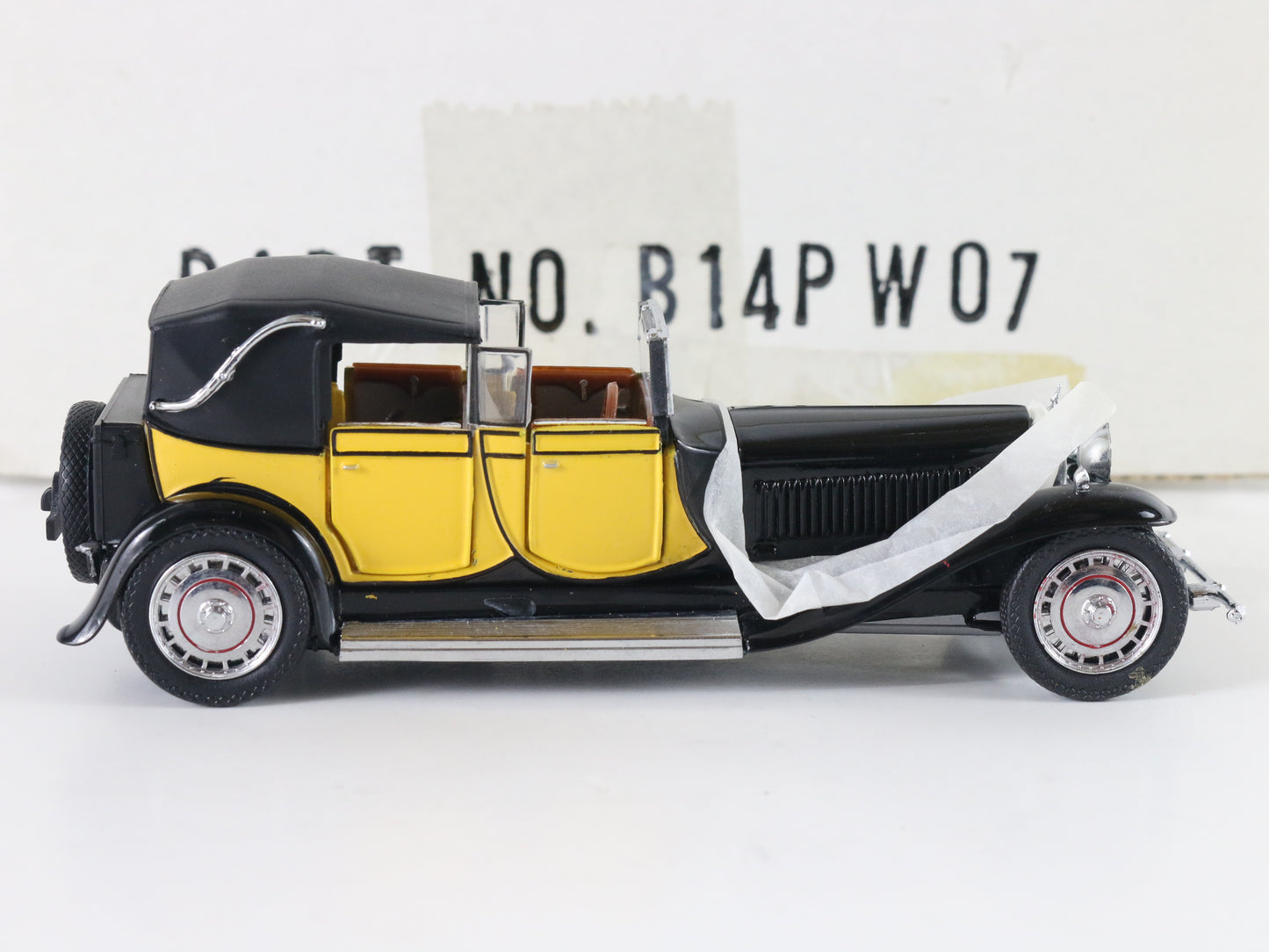 1931 Bugatti Royale Berline 007 Yellow Black Franklin Mint 1:43 B14pw07