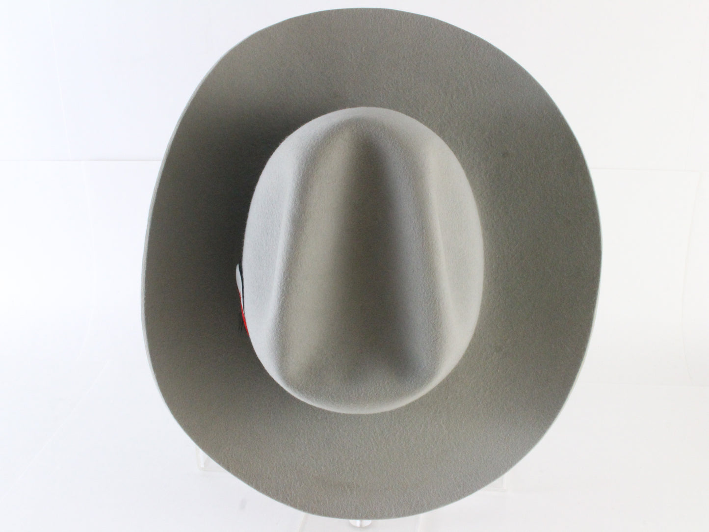 Top Hatter Light Gray Felt Ladies Cowboy Hat W/ Feathers 7 3/8 59cm