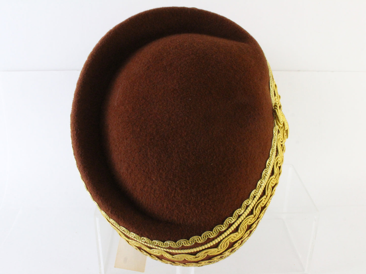 Sonni of California Ladies Brandy Brown Felt Hat W/ Gold Cord 6 7/8 55cm