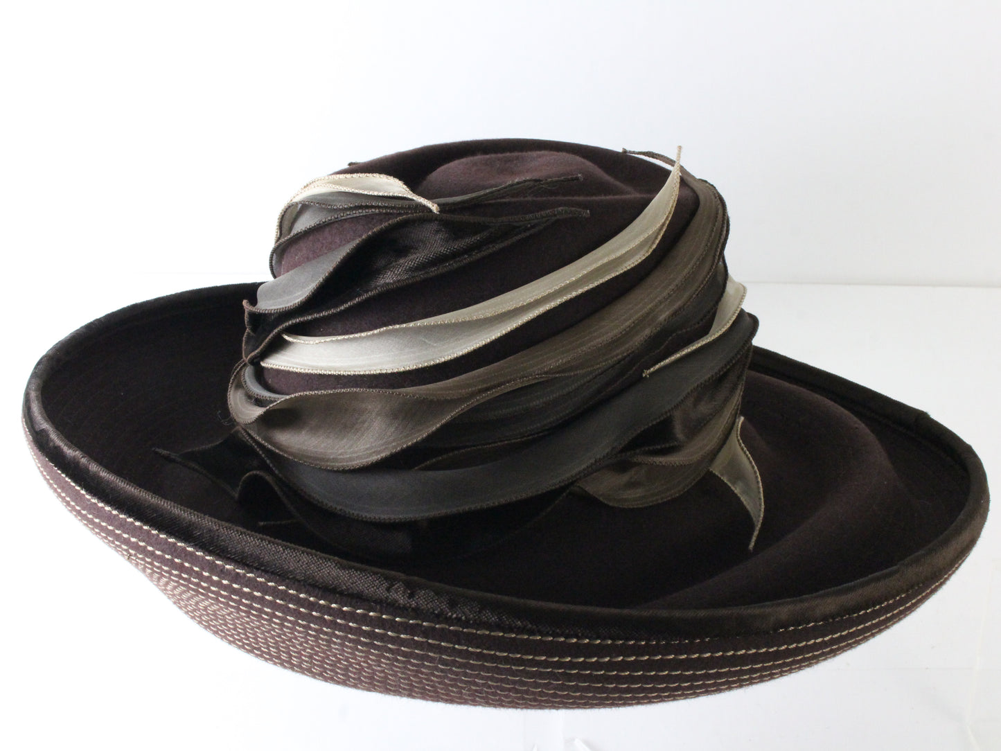 Gabriela Ligenza Ladies Elegant Handmande Brown Felt Hat 7 56cm