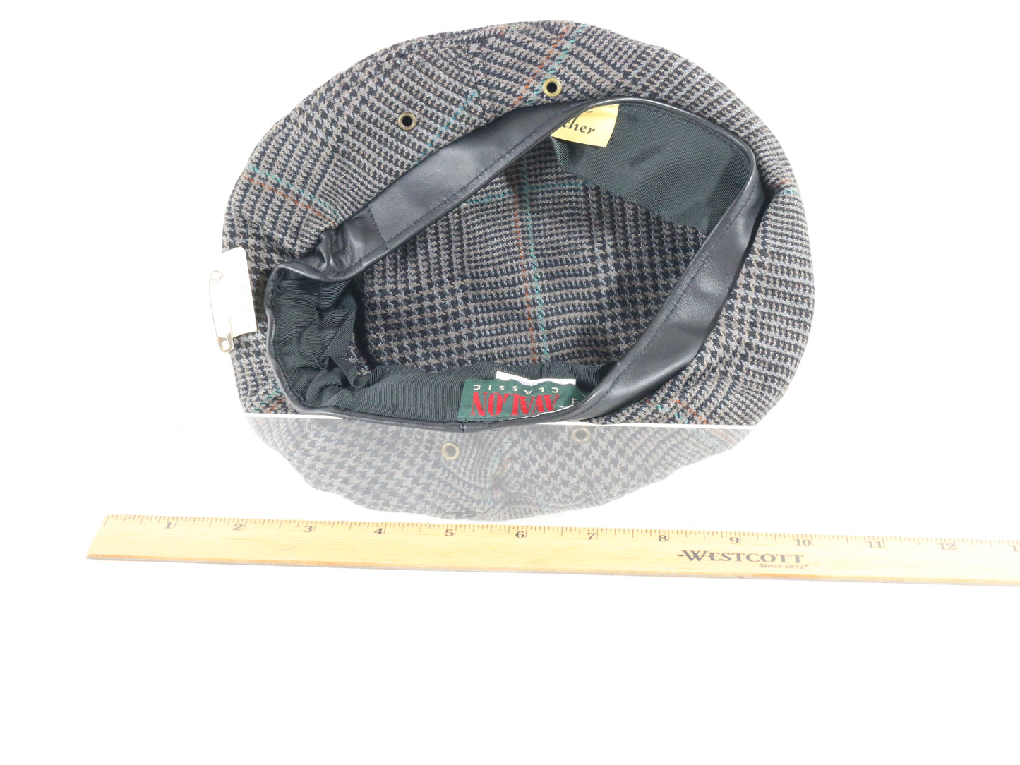 Avalon Classic Mens Gray Plaid Wool Beret W/ Red and Green Stripe S/M