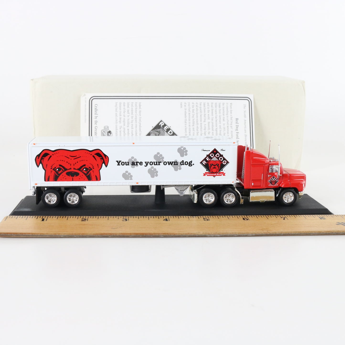 Ford Aeromax Red Dog Tractor Truck Trailer Na Brewmasters Matchbox 1:100 CCY02-m