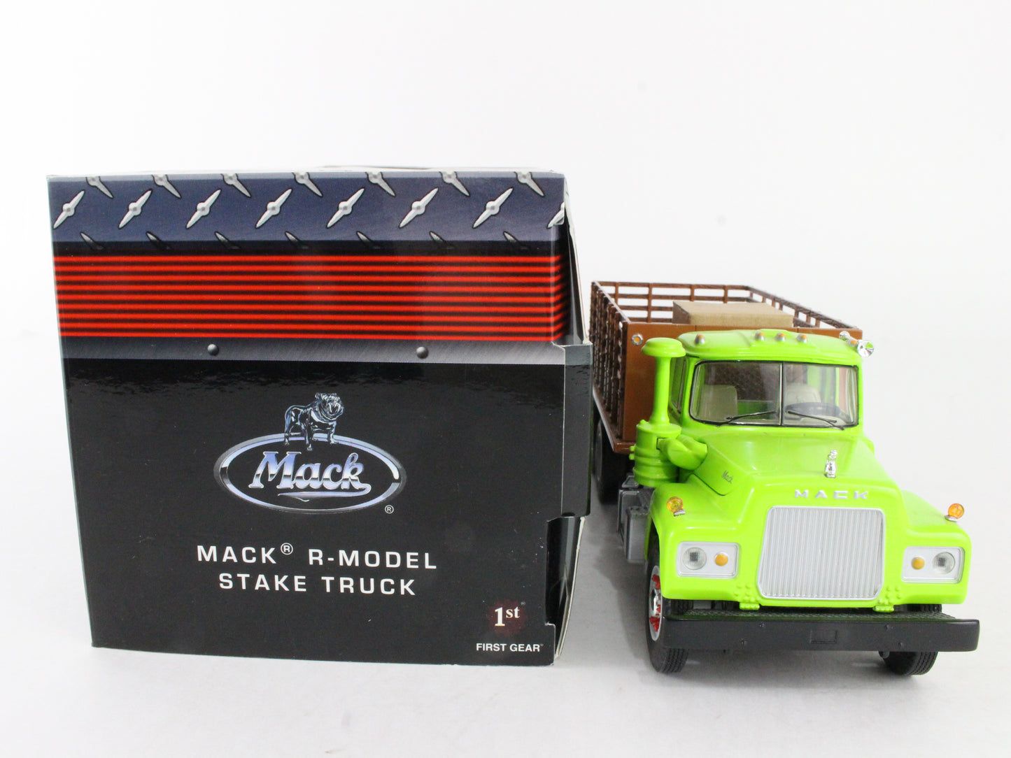 Mack R Model Stake Truck Steiger First Gear 1:34 Model 19-3914