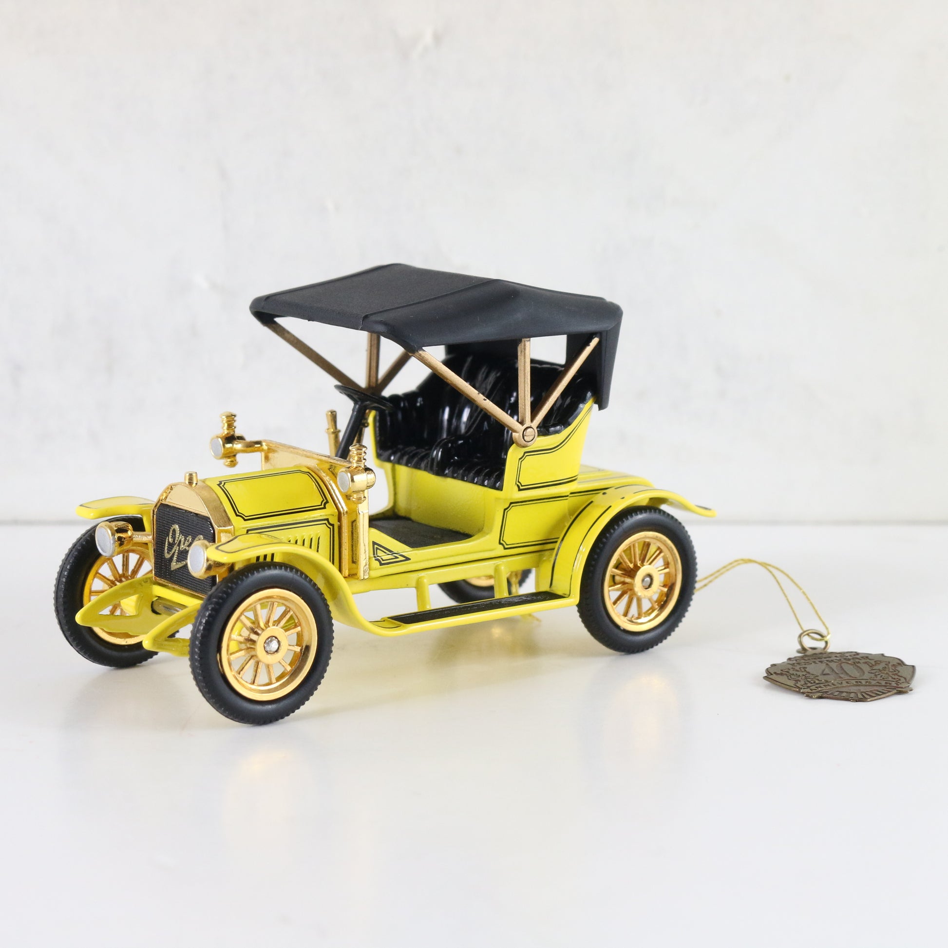 1909 Opel Coupe Matchbox Yellow & Black Model