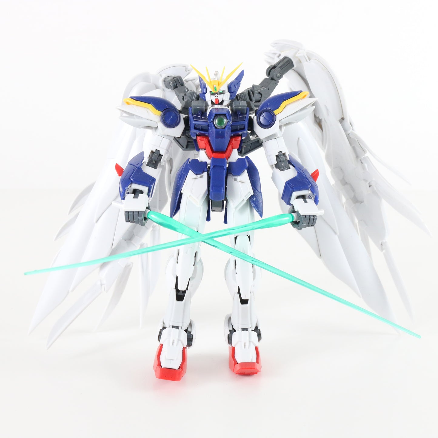 Wing Gundam Zero Ew Rg Mobile Suit Bandai Hobby 1:144 Model BUILT