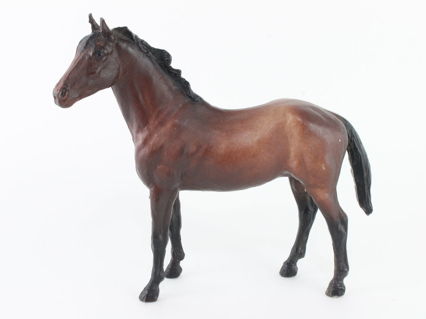 Brown American Quarter Horse Breyer Classic Size