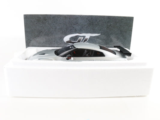 Nissan GT-R R35 NISMO Silver GT Spirit 1:18 Model Car