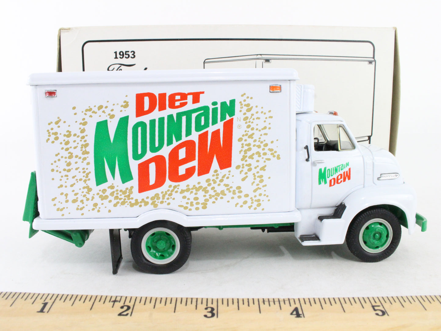 1953 Ford C-600 Truck Diet Mountain Dew LE 340 Of 444 First Gear 1:34 TS-012