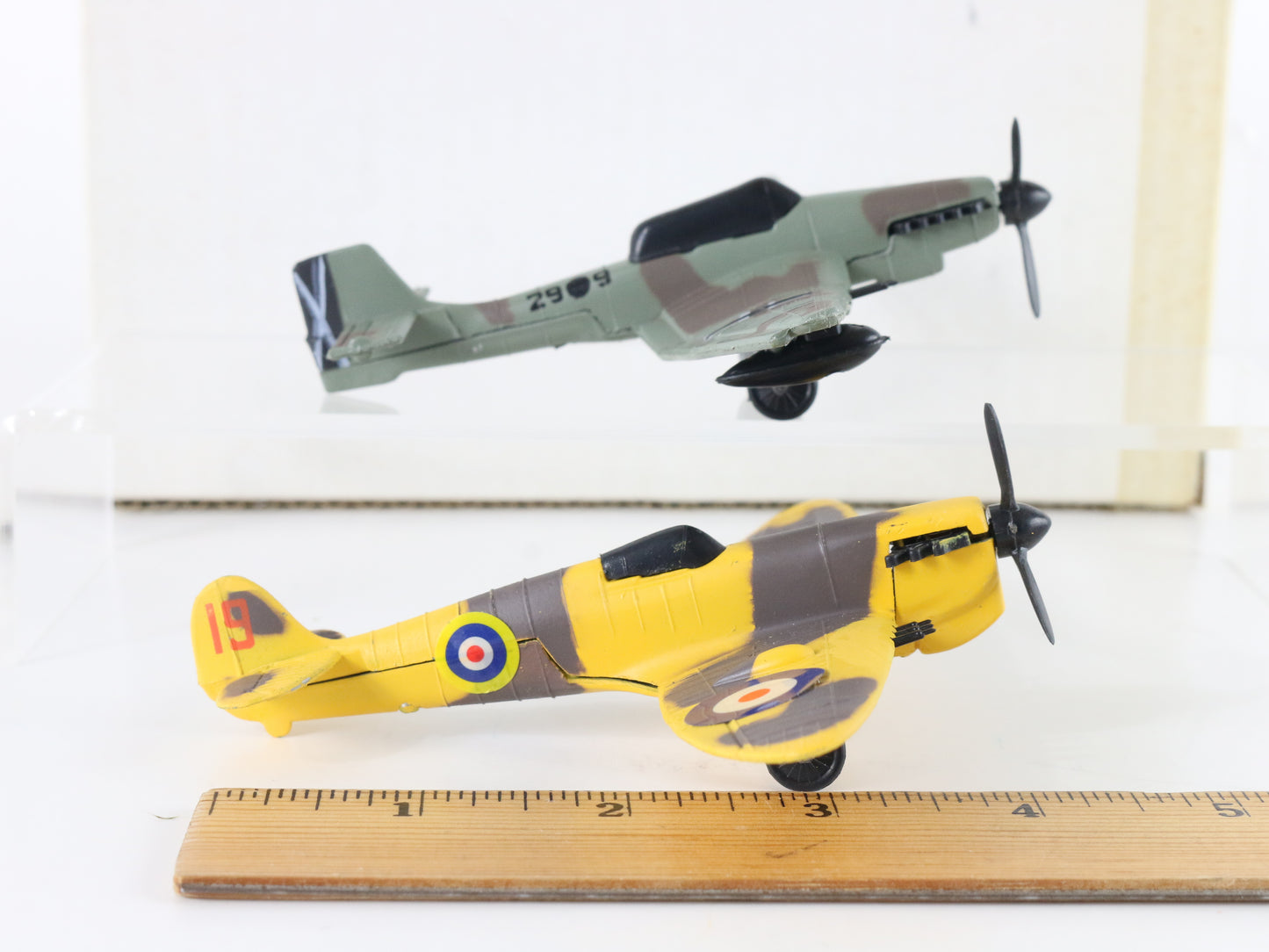 Set Of 2 Stuka Ju87b & Spitfire Fighter & Dive Bomber Metal Planes 00a445