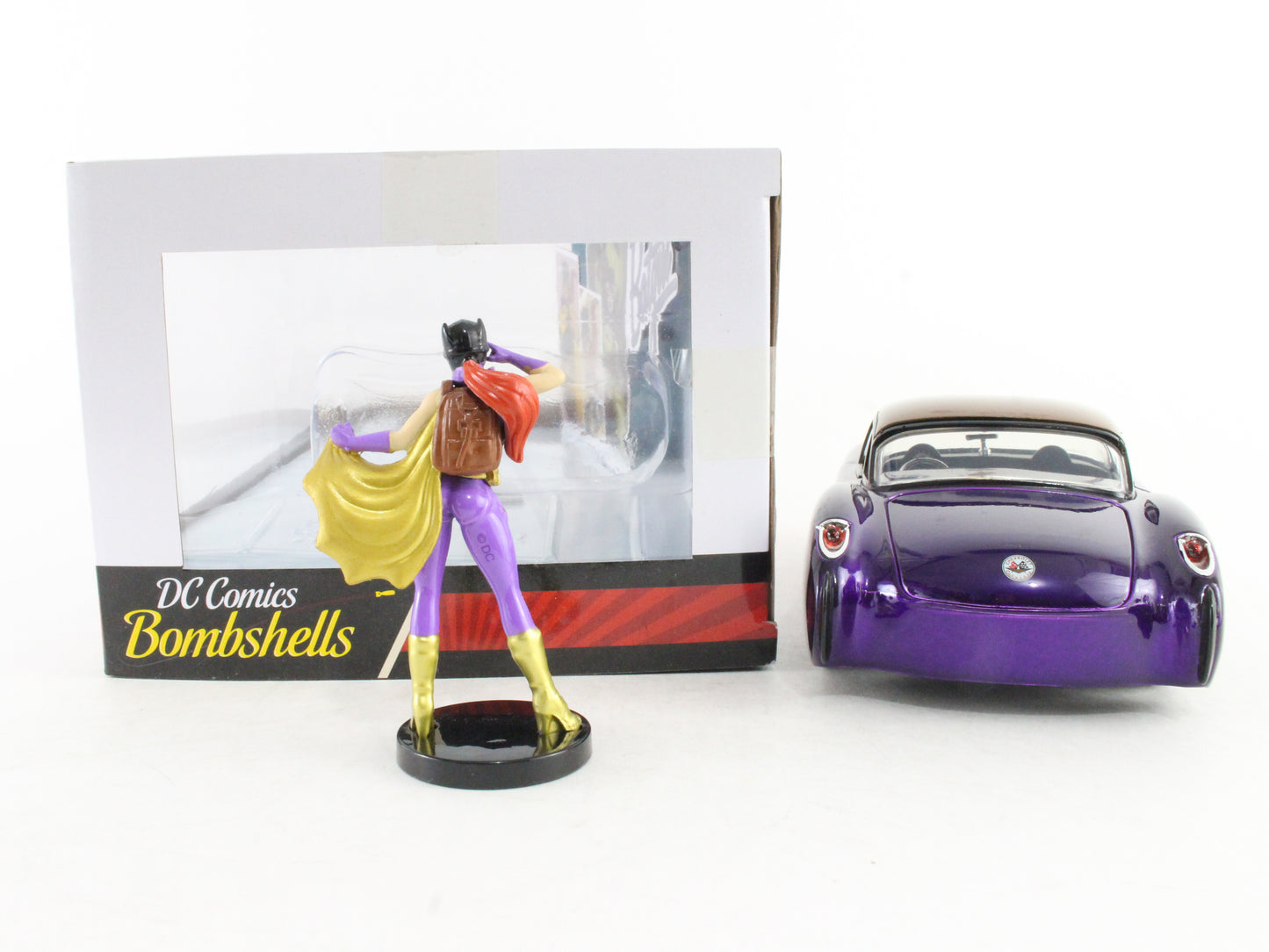 Batgirl & 1957 Chevy Corvette DC Comics Bombshells Jada 1:24 Scale Model 30457