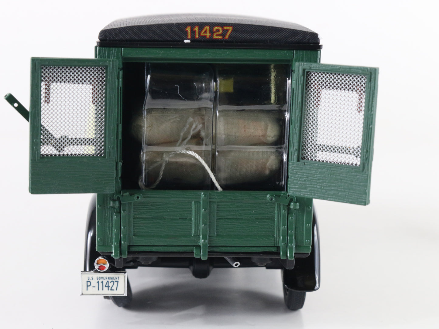 1931 US Mail Truck 11427 Black & Green Danbury Mint 1:24 Model Car