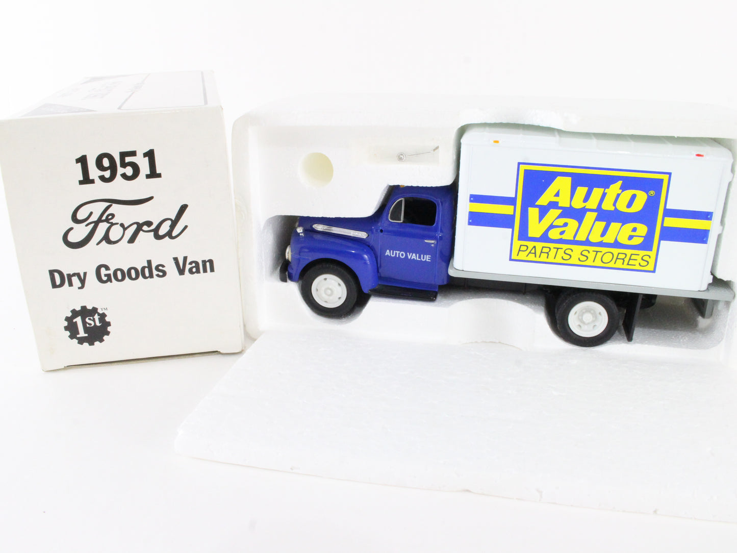 1951 Ford F-6 Dry Goods Van Auto Value Parts Stores First Gear 1:34 19-1003