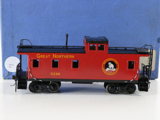 Great Northern GN X266 Red & Black 1945 Steel Caboose Overland Models HO Korea