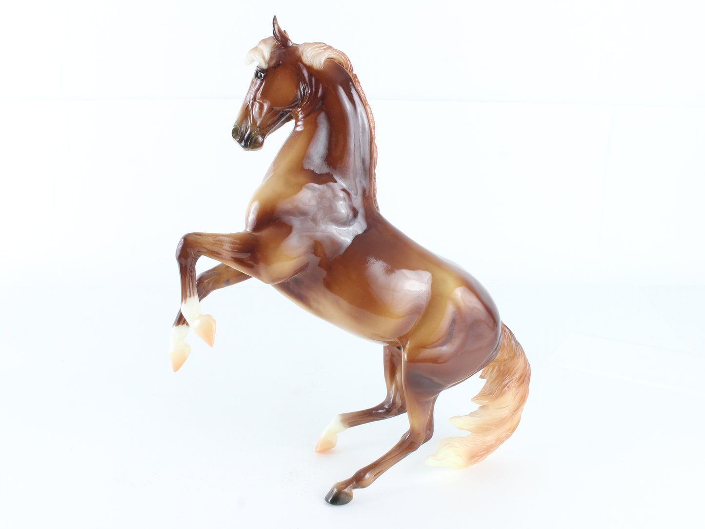 Aurelius Glossy Chestnut LE #760240 Breyer Desatado Mold #721 2014 Traditional