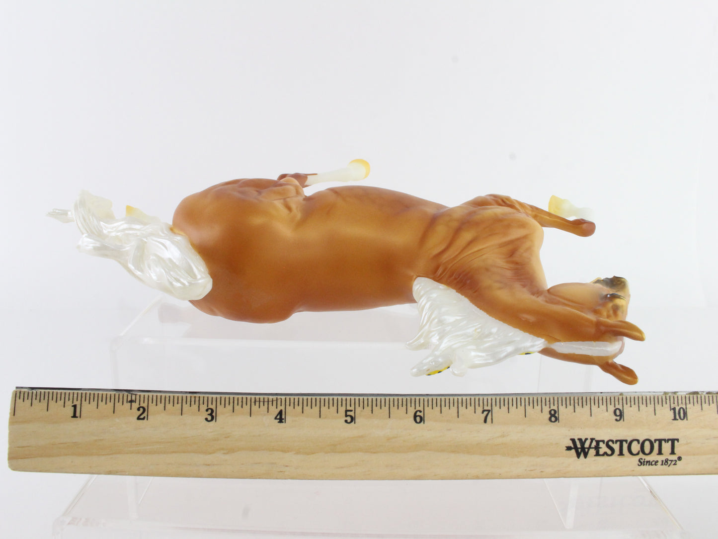 Dappled Palomino Saddlebred 70th Anniversary Breyer #8224 Traditional Size