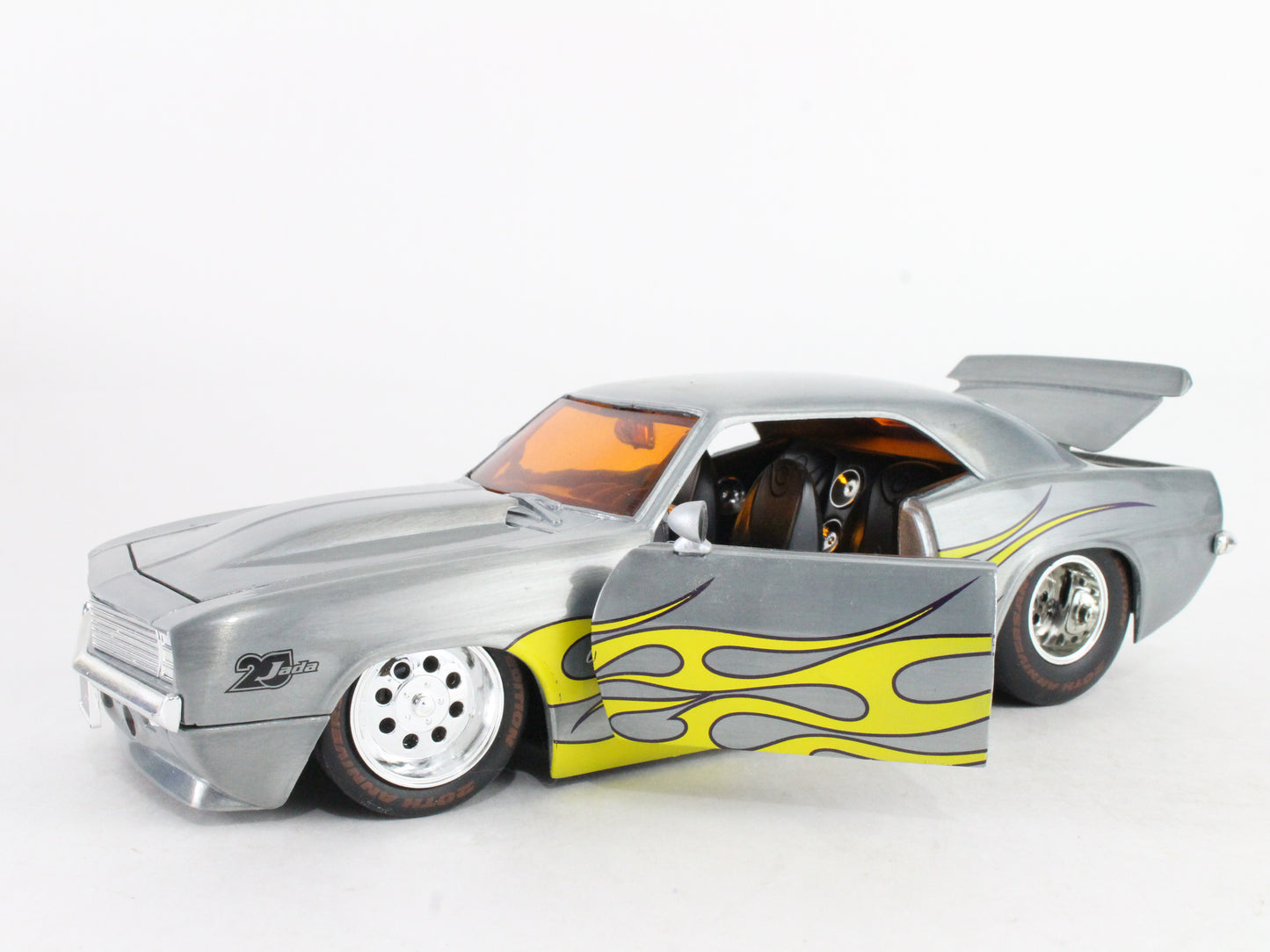 1969 Chevrolet Camaro Bigtime Muscle Jada 1:24 Scale Model