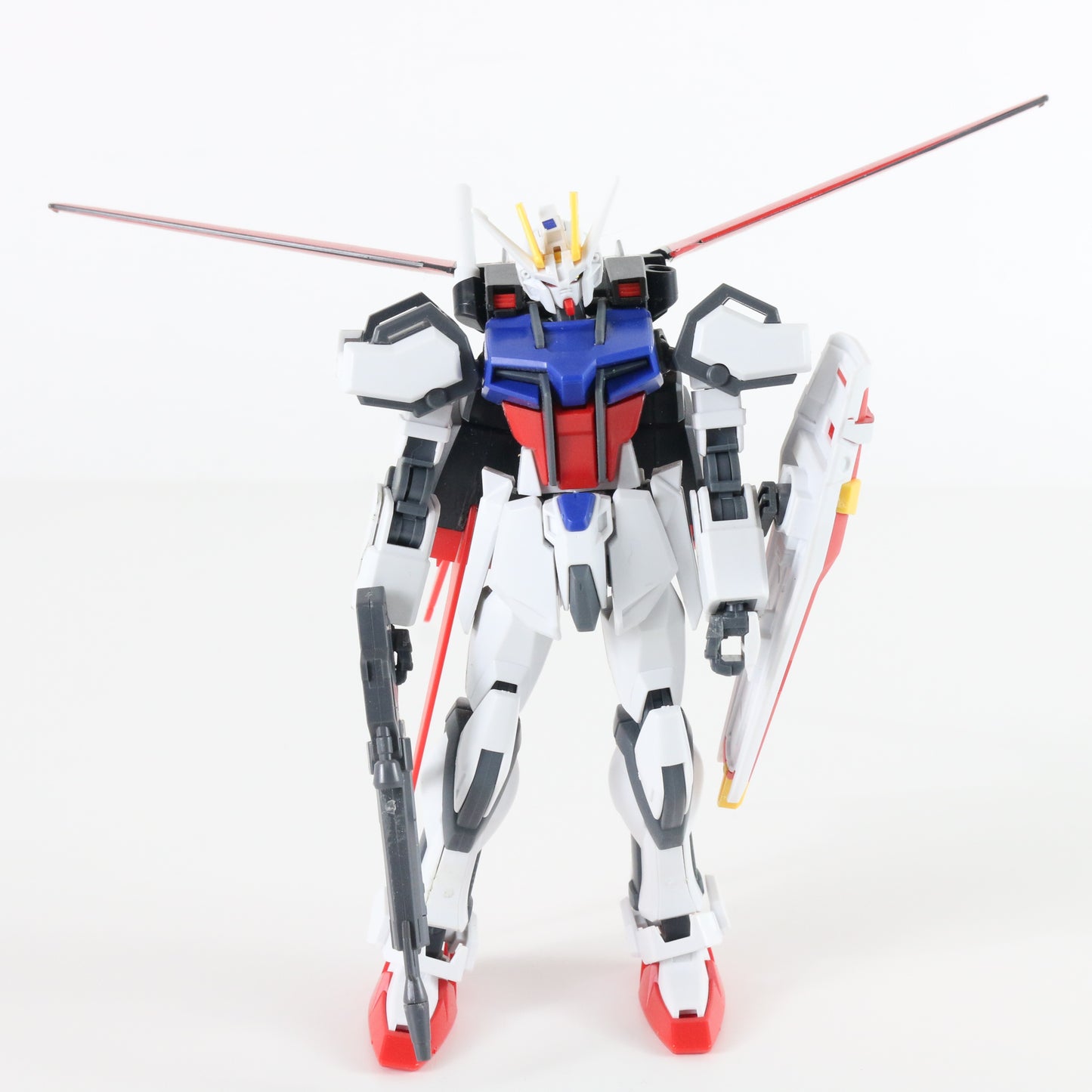 Aile Strike Gundam Mobile Suit Hg Bandai 1:144 Model BUILT