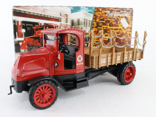 1918 Mack AC Bulldog Flatbed Truck Texaco ERTL 1:32 Scale Model 20210p