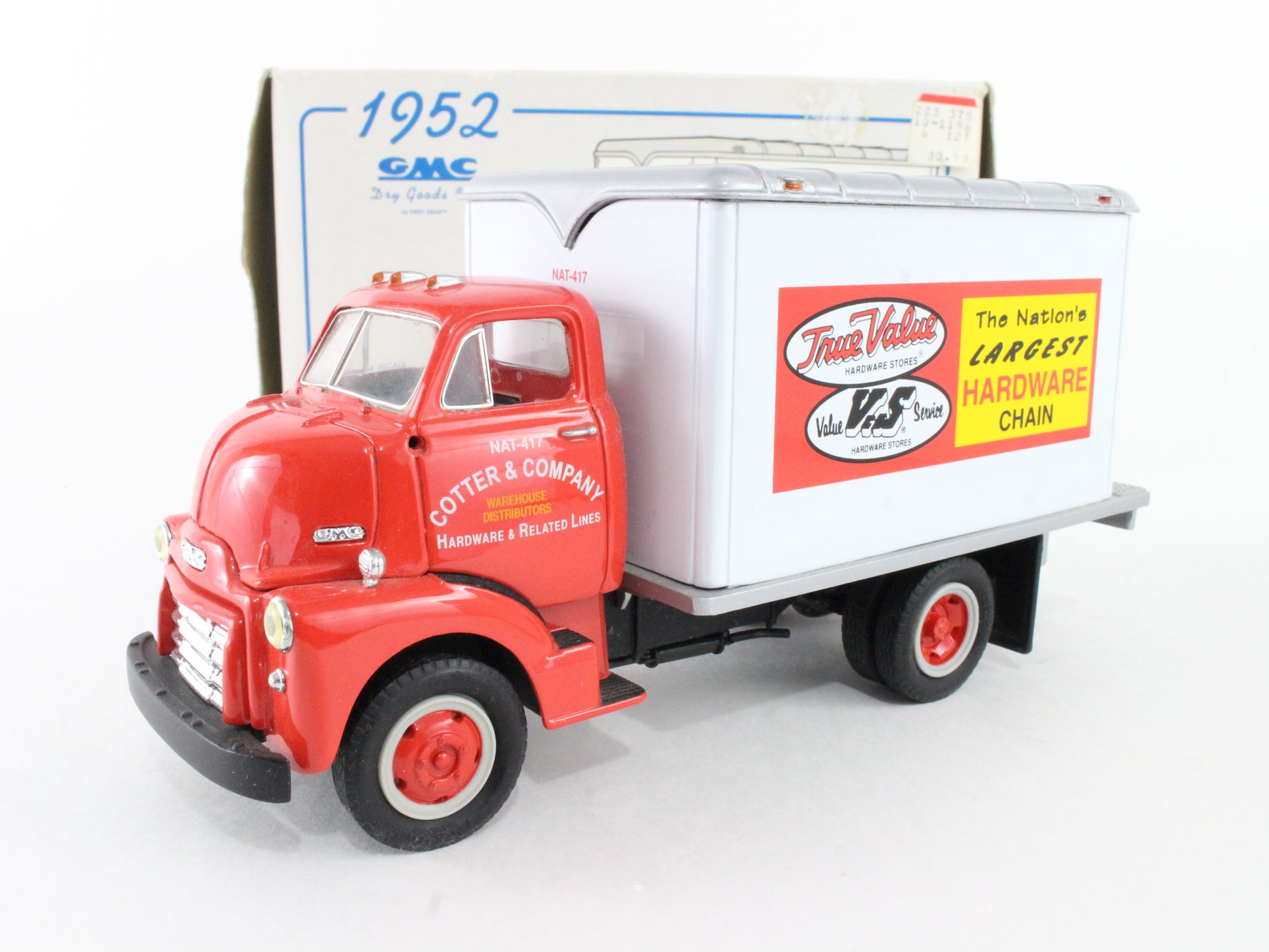 1952 GMC Dry Goods Van True Value First Gear 1:34 Scale Model 10-1196