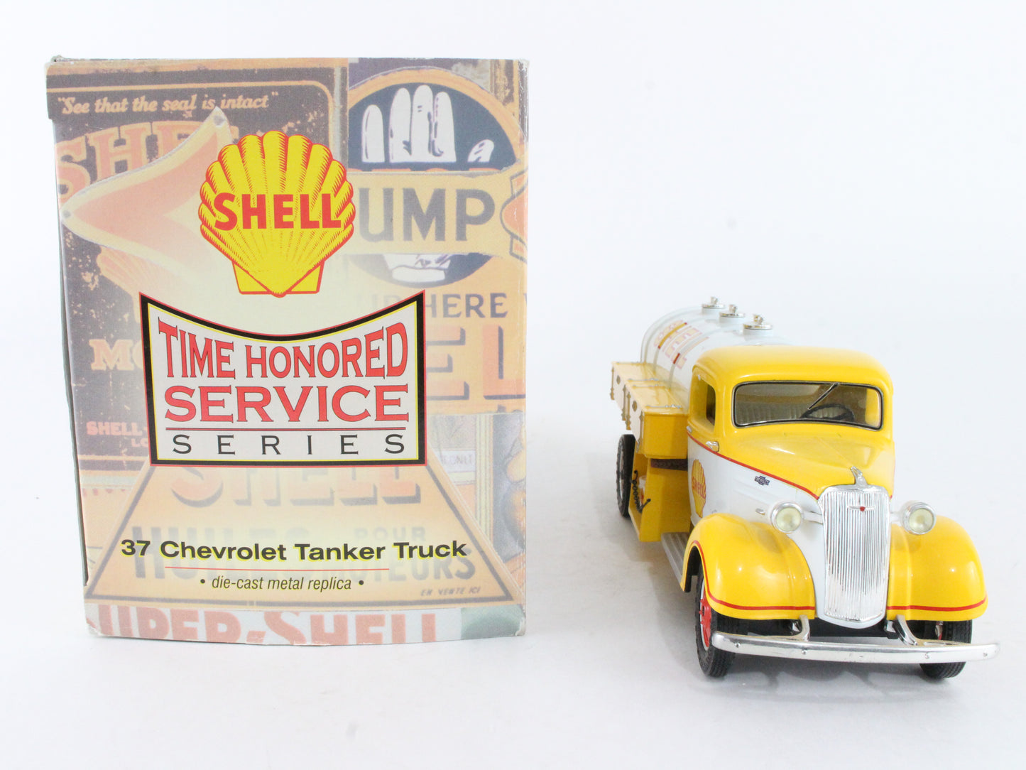 1937 Chevrolet Tanker Truck Shell First Gear 1:34 Scale Model 25