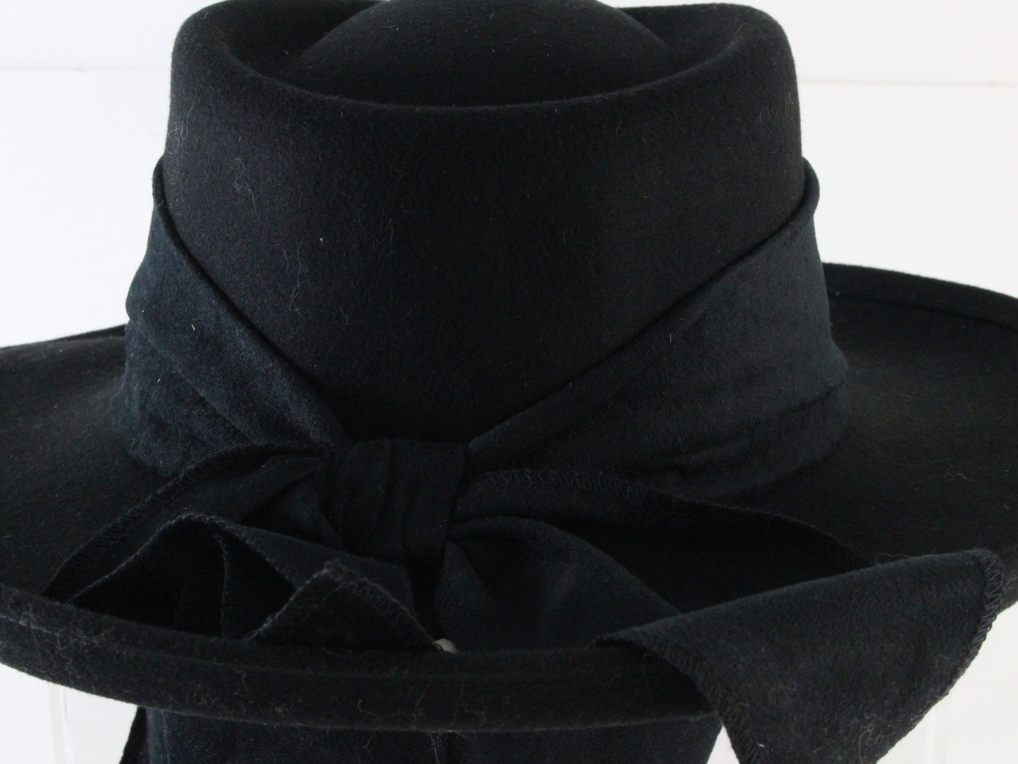 Fiesta Santa Barbara Ladies Black Soft Wool Felt Hat w/ Veil 6 3/4 54cm