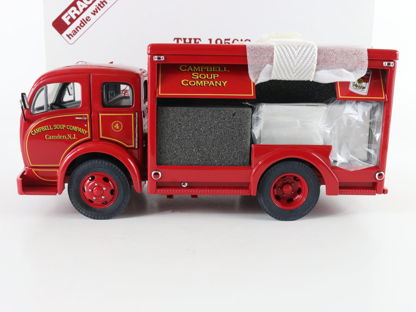 1950 Campbells Soup White 3000 Delivery Truck Danbury Mint 1:24 Model Car