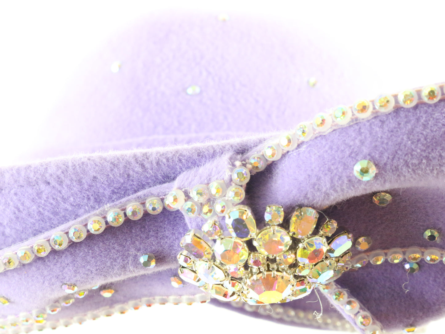 George Zamaul Couture Ladies Lilac Purple Felt Boutique Hat W Rhinestones 7 56cm