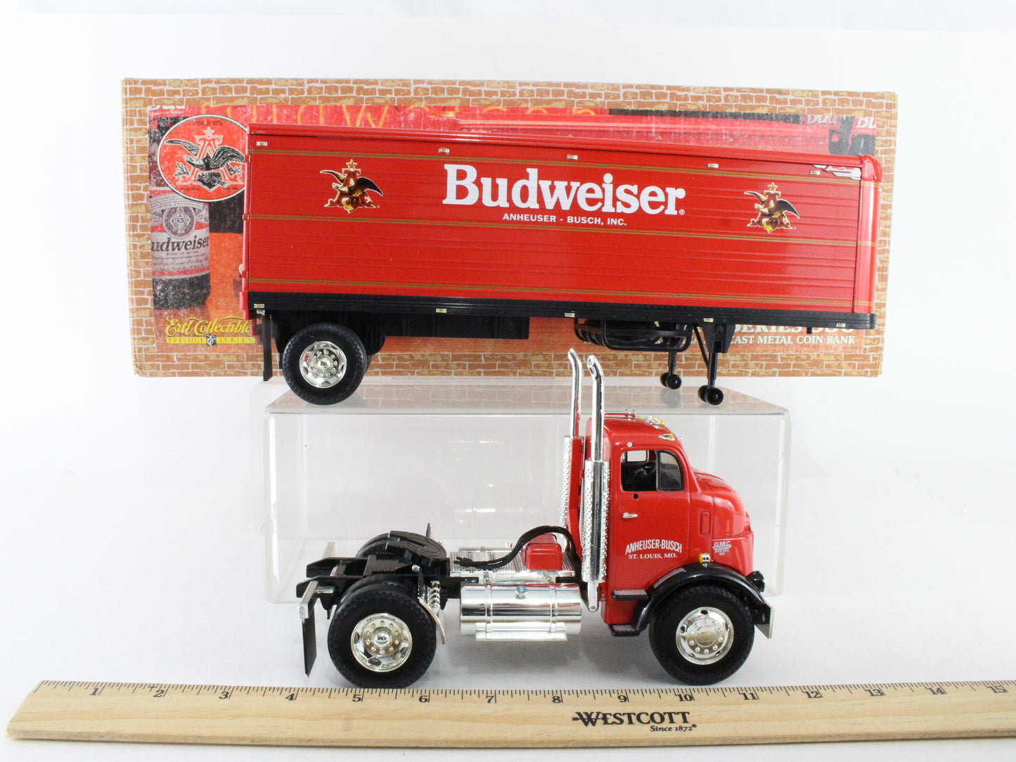 1954 GMC Series 950 Prestige Series Budweiser Coin Bank ERTL Scale Model H609