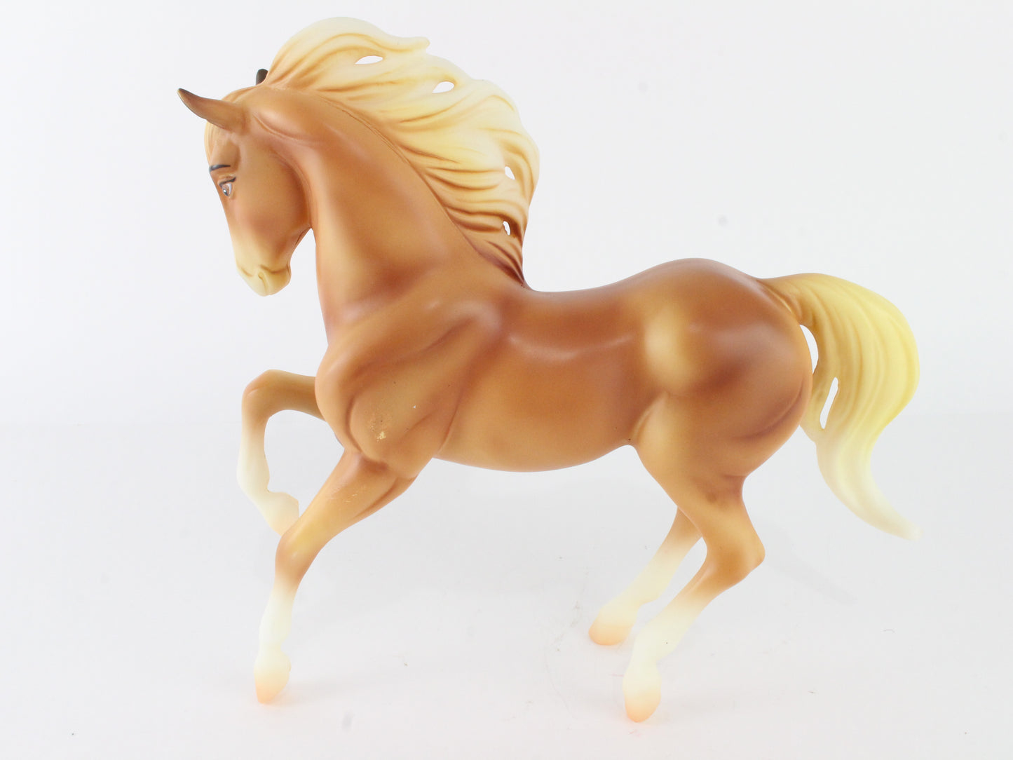 Chica Linda Chestnut Spirit Riding Free Collection Breyer #9201 Traditional