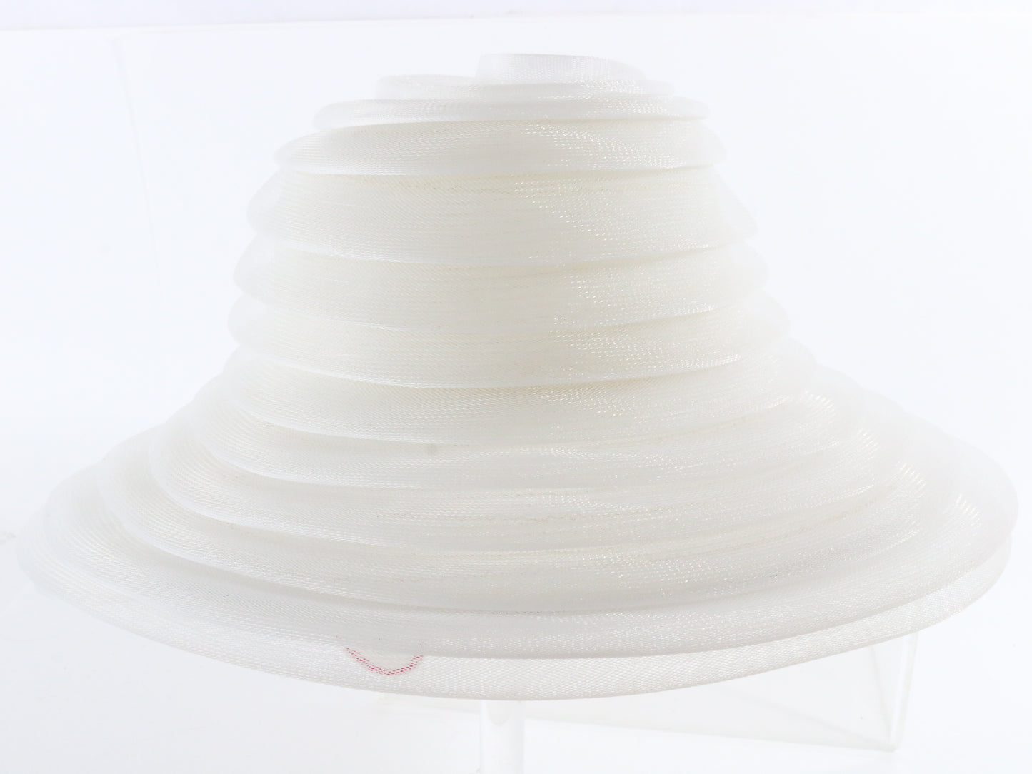 Frank Olive Private Collection Ladies Elegant White Bee Hive Brim Hat 6 7/8 55cm