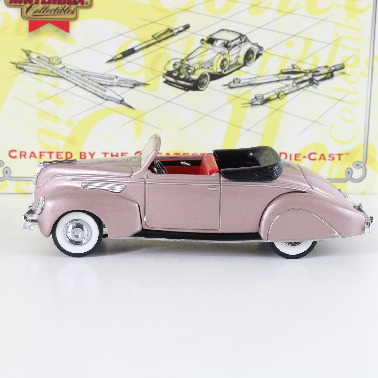 1938 Lincoln Zephyr Rich & Famous Cars Dinky Matchbox 1:43 Dym35180