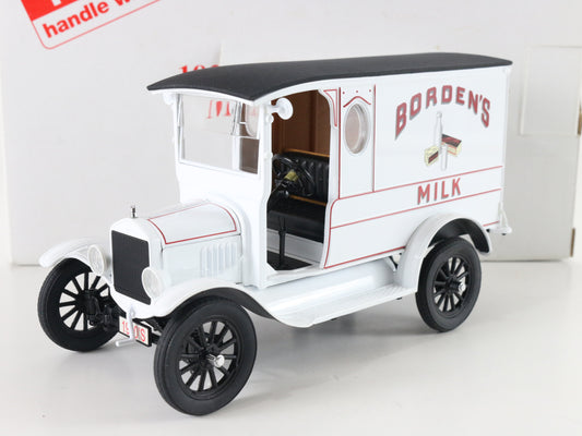 1920s Bordens Milk Truck Danbury Mint Model